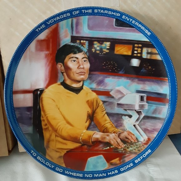 Four 1980's Ernst Star Trek Collector Plates; Beam Us Down, Kirk, Chekov, Sulu - Picture 6 of 11